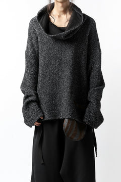 画像をギャラリービューアに読み込む, SOSNOVSKA CRAWLED OUT POCKET KNIT SWEATER (BLACK)