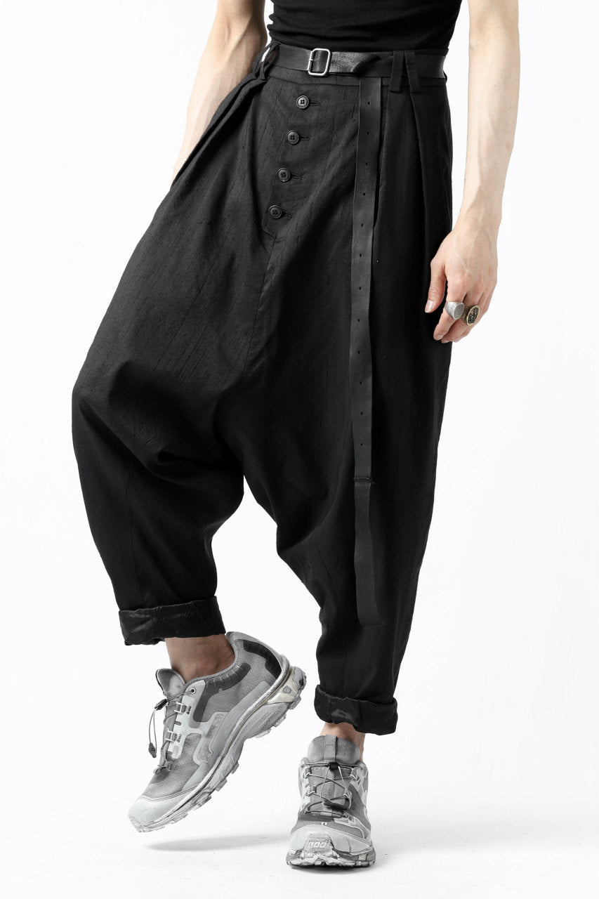 画像をギャラリービューアに読み込む, SOSNOVSKA exclusive NARROW CLOWN PANTS / SCRATCHED SILK (BLACK)