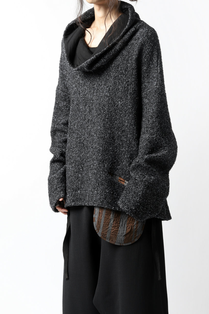 画像をギャラリービューアに読み込む, SOSNOVSKA CRAWLED OUT POCKET KNIT SWEATER (BLACK)