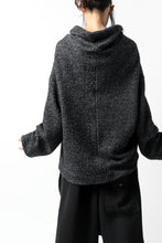 画像をギャラリービューアに読み込む, SOSNOVSKA CRAWLED OUT POCKET KNIT SWEATER (BLACK)
