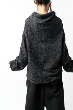 画像をギャラリービューアに読み込む, SOSNOVSKA CRAWLED OUT POCKET KNIT SWEATER (BLACK)