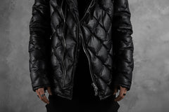 画像をギャラリービューアに読み込む, ISAMU KATAYAMA BACKLASH HOODED DOWN JACKET / KANGAROO + POLISH WHITE GOOSE (BLACK)