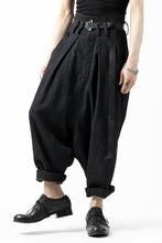 画像をギャラリービューアに読み込む, SOSNOVSKA exclusive CLOWN STYLE PANTS (BLACK STRIPE)
