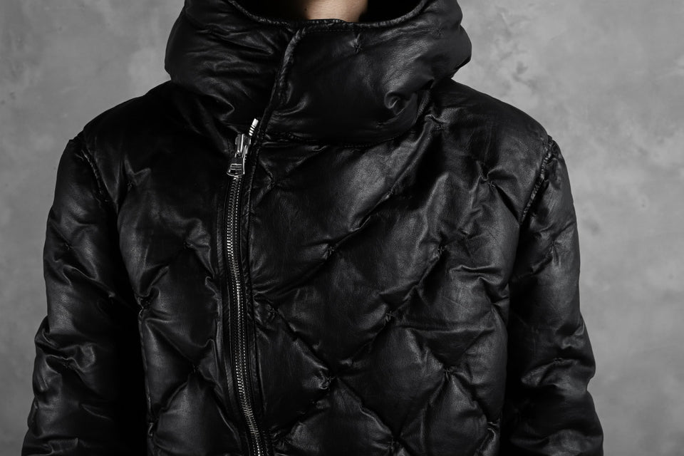 画像をギャラリービューアに読み込む, ISAMU KATAYAMA BACKLASH HOODED DOWN JACKET / KANGAROO + POLISH WHITE GOOSE (BLACK)