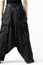 画像をギャラリービューアに読み込む, SOSNOVSKA exclusive LOADED POCKETS PANTS (BLACK × SILVER STRIPE)