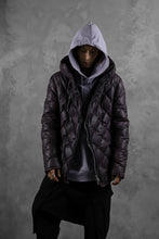 画像をギャラリービューアに読み込む, ISAMU KATAYAMA BACKLASH HOODED DOWN JACKET / KANGAROO + POLISH WHITE GOOSE (PURPLE)