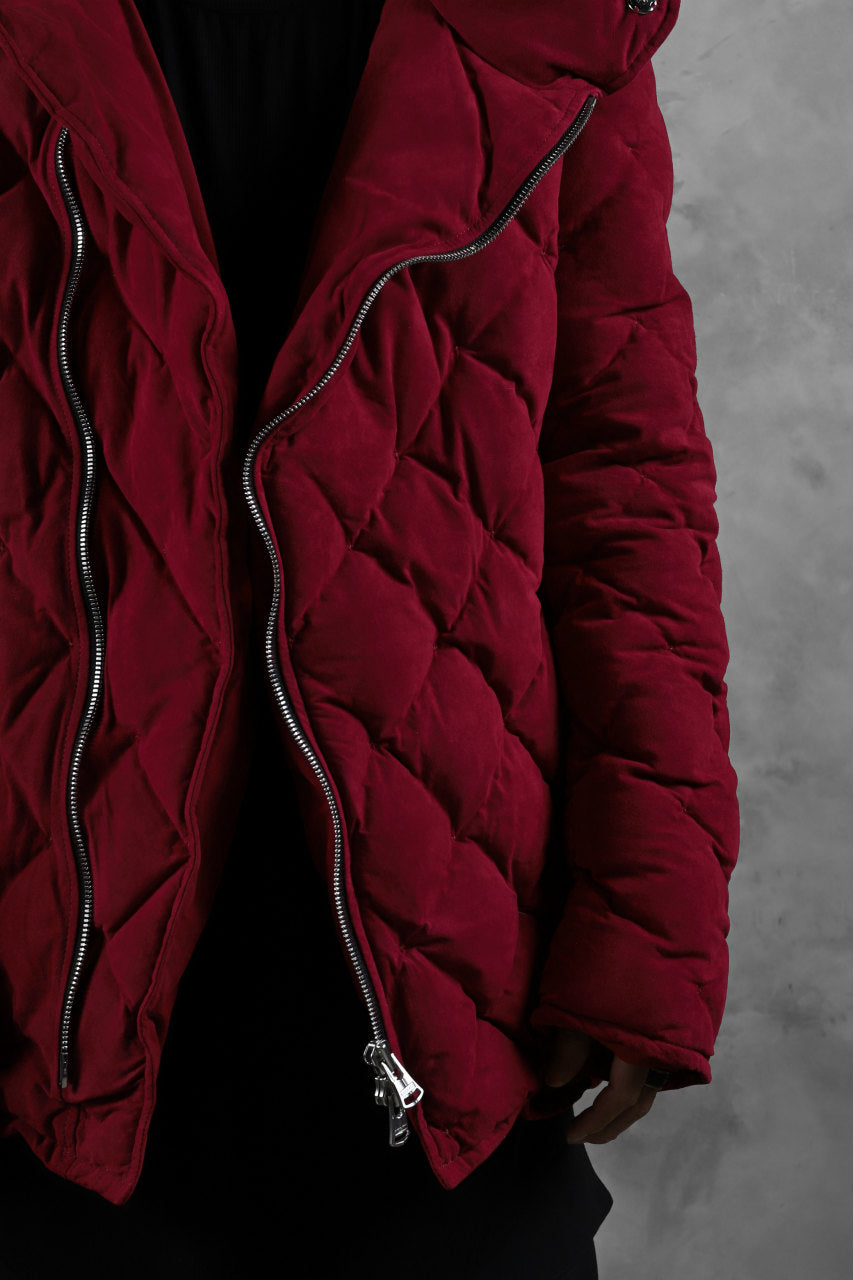 画像をギャラリービューアに読み込む, ISAMU KATAYAMA BACKLASH HOODED DOWN JACKET / KANGAROO REVERSE + POLISH WHITE GOOSE (RED)