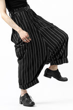 画像をギャラリービューアに読み込む, SOSNOVSKA exclusive LOADED POCKETS PANTS (BLACK × SILVER STRIPE)