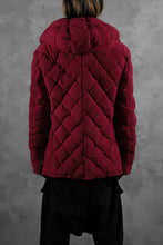 画像をギャラリービューアに読み込む, ISAMU KATAYAMA BACKLASH HOODED DOWN JACKET / KANGAROO REVERSE + POLISH WHITE GOOSE (RED)