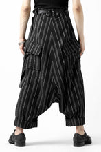 画像をギャラリービューアに読み込む, SOSNOVSKA exclusive LOADED POCKETS PANTS (BLACK × SILVER STRIPE)