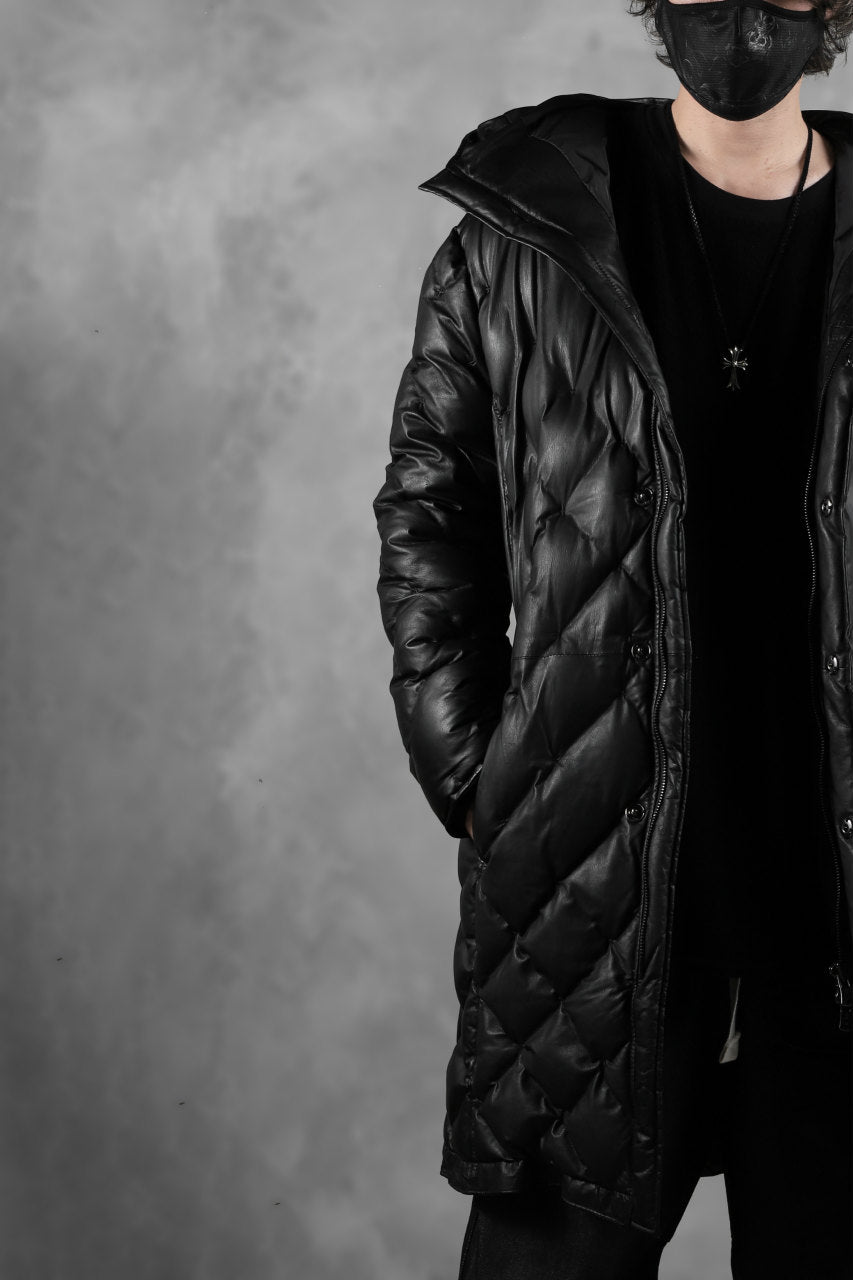 画像をギャラリービューアに読み込む, ISAMU KATAYAMA BACKLASH HOODED DOWN COAT / KANGAROO + POLISH WHITE GOOSE (BLACK)