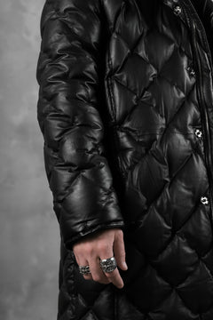 画像をギャラリービューアに読み込む, ISAMU KATAYAMA BACKLASH HOODED DOWN COAT / KANGAROO + POLISH WHITE GOOSE (BLACK)