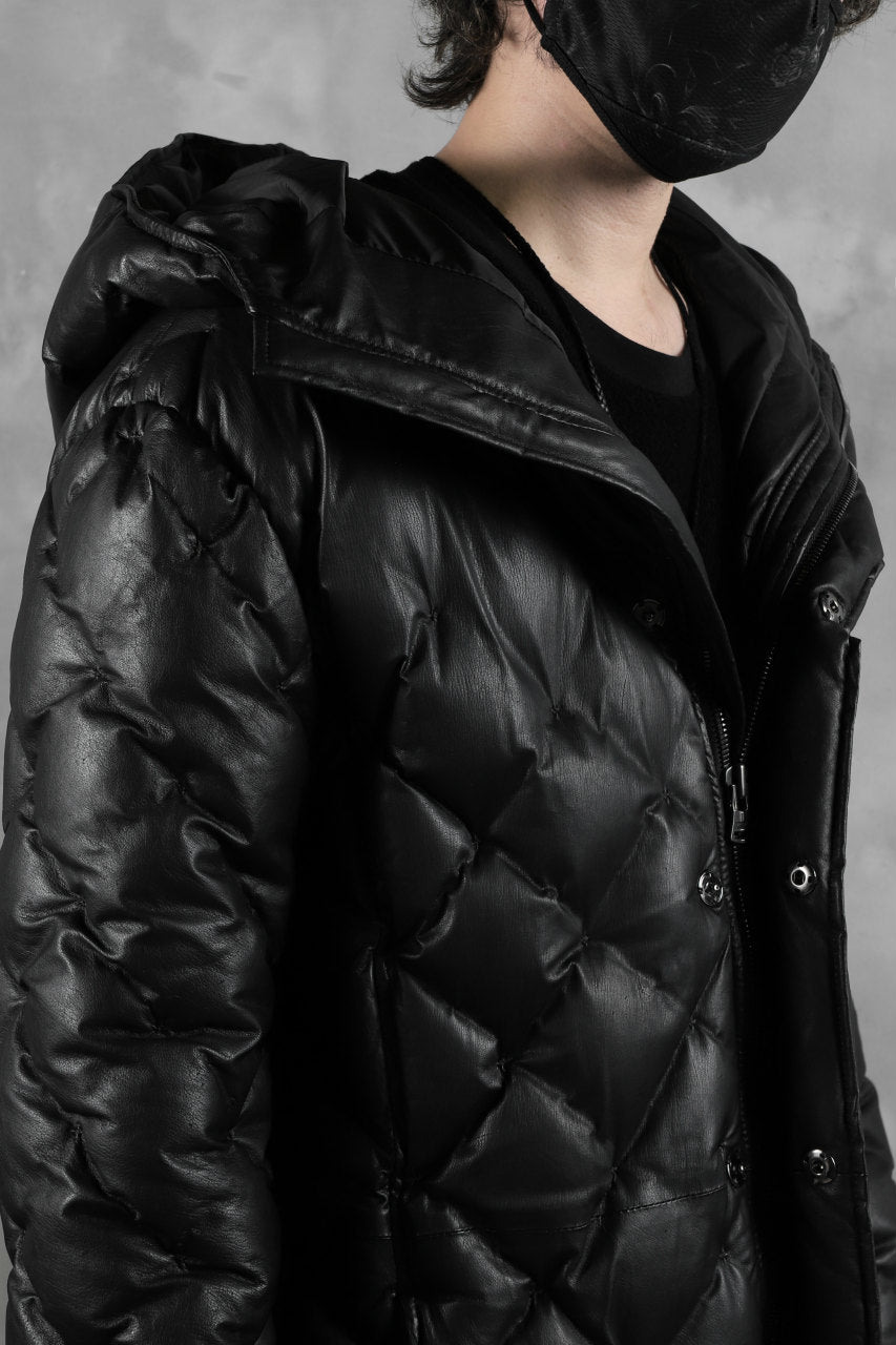 画像をギャラリービューアに読み込む, ISAMU KATAYAMA BACKLASH HOODED DOWN COAT / KANGAROO + POLISH WHITE GOOSE (BLACK)