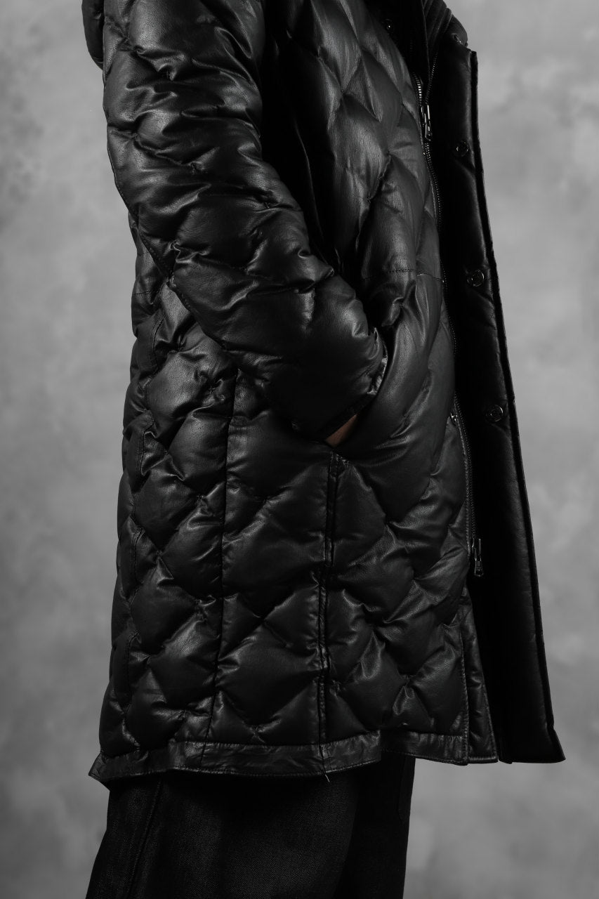 画像をギャラリービューアに読み込む, ISAMU KATAYAMA BACKLASH HOODED DOWN COAT / KANGAROO + POLISH WHITE GOOSE (BLACK)