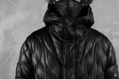 画像をギャラリービューアに読み込む, ISAMU KATAYAMA BACKLASH HOODED DOWN COAT / KANGAROO + POLISH WHITE GOOSE (BLACK)