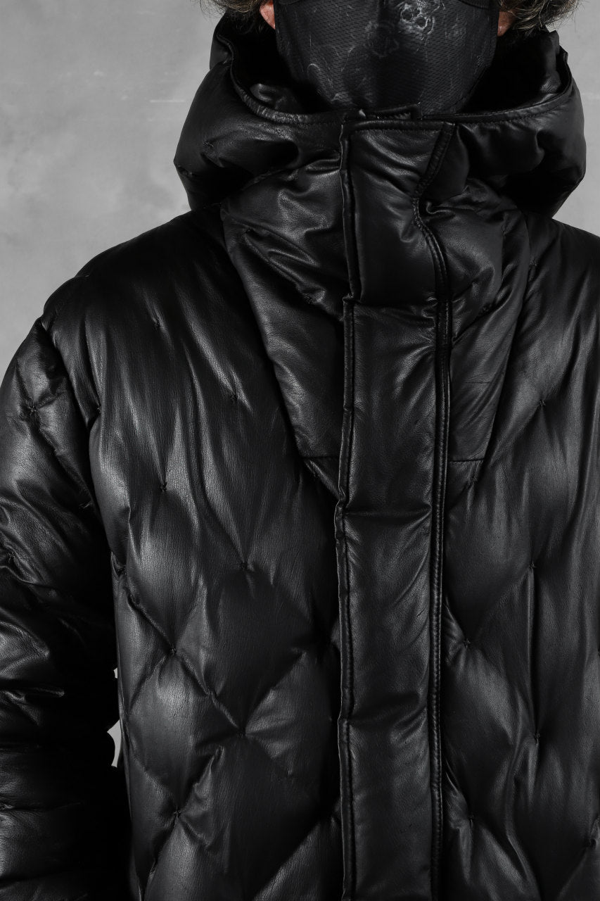 画像をギャラリービューアに読み込む, ISAMU KATAYAMA BACKLASH HOODED DOWN COAT / KANGAROO + POLISH WHITE GOOSE (BLACK)