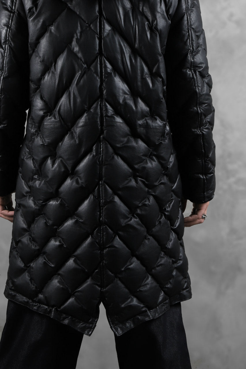 画像をギャラリービューアに読み込む, ISAMU KATAYAMA BACKLASH HOODED DOWN COAT / KANGAROO + POLISH WHITE GOOSE (BLACK)