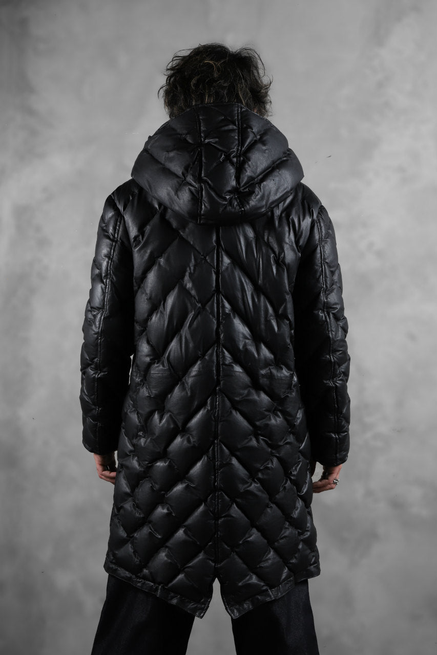 画像をギャラリービューアに読み込む, ISAMU KATAYAMA BACKLASH HOODED DOWN COAT / KANGAROO + POLISH WHITE GOOSE (BLACK)