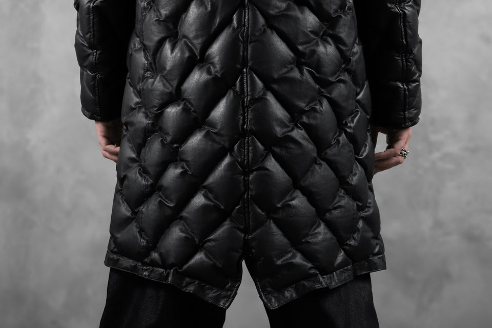 画像をギャラリービューアに読み込む, ISAMU KATAYAMA BACKLASH HOODED DOWN COAT / KANGAROO + POLISH WHITE GOOSE (BLACK)