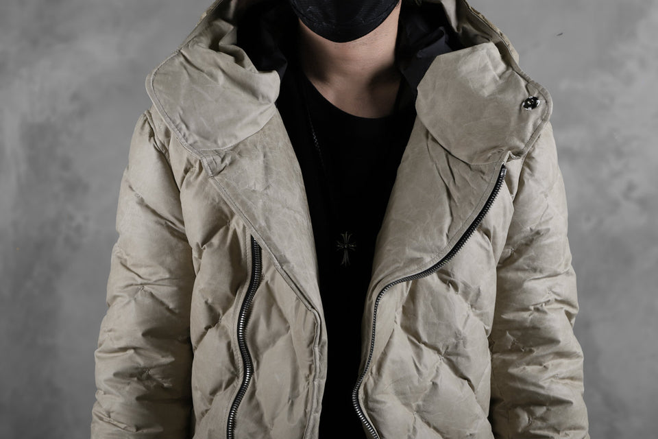 画像をギャラリービューアに読み込む, ISAMU KATAYAMA BACKLASH HOODED DOWN JACKET / WAXY KANGAROO + POLISH WHITE GOOSE (WHITE)