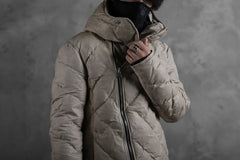 画像をギャラリービューアに読み込む, ISAMU KATAYAMA BACKLASH HOODED DOWN JACKET / WAXY KANGAROO + POLISH WHITE GOOSE (WHITE)