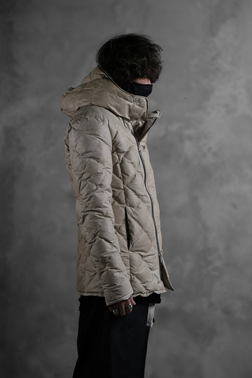 画像をギャラリービューアに読み込む, ISAMU KATAYAMA BACKLASH HOODED DOWN JACKET / WAXY KANGAROO + POLISH WHITE GOOSE (WHITE)