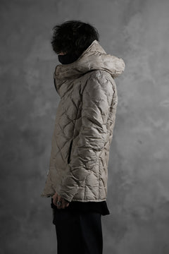 画像をギャラリービューアに読み込む, ISAMU KATAYAMA BACKLASH HOODED DOWN JACKET / WAXY KANGAROO + POLISH WHITE GOOSE (WHITE)