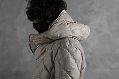 画像をギャラリービューアに読み込む, ISAMU KATAYAMA BACKLASH HOODED DOWN JACKET / WAXY KANGAROO + POLISH WHITE GOOSE (WHITE)