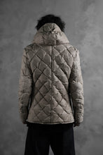 画像をギャラリービューアに読み込む, ISAMU KATAYAMA BACKLASH HOODED DOWN JACKET / WAXY KANGAROO + POLISH WHITE GOOSE (WHITE)