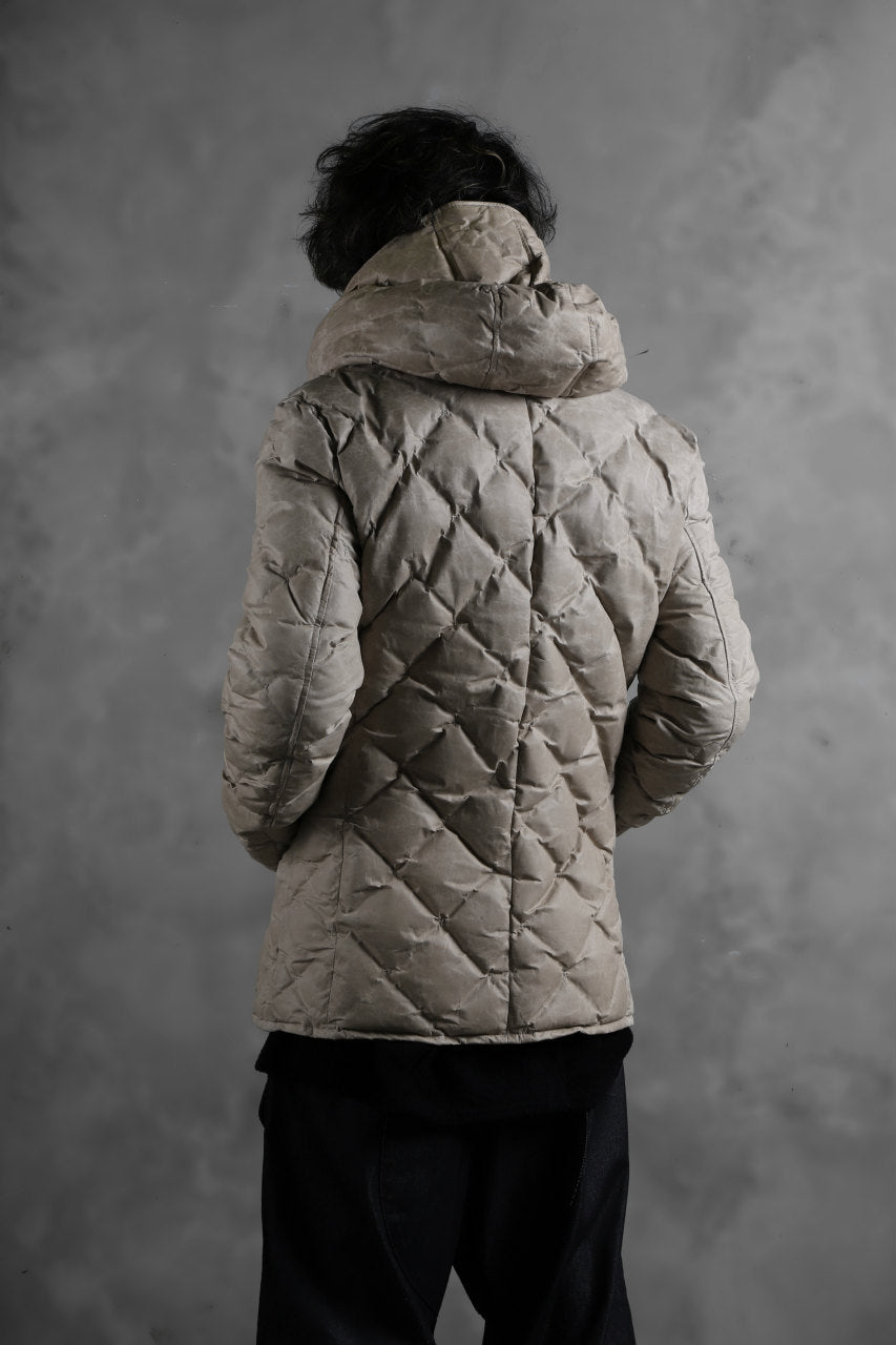 画像をギャラリービューアに読み込む, ISAMU KATAYAMA BACKLASH HOODED DOWN JACKET / WAXY KANGAROO + POLISH WHITE GOOSE (WHITE)