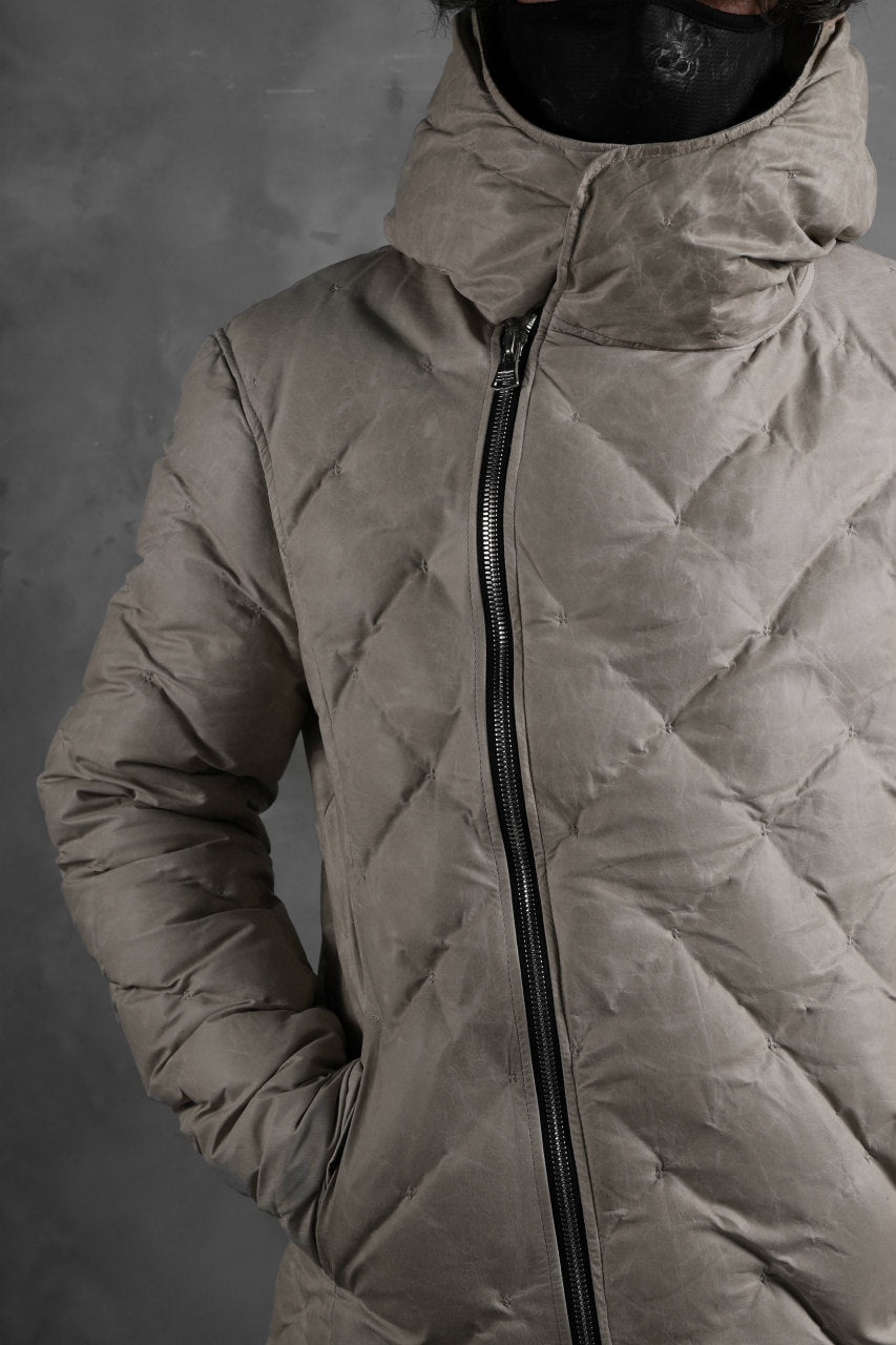 画像をギャラリービューアに読み込む, ISAMU KATAYAMA BACKLASH HOODED DOWN JACKET / WAXY KANGAROO + POLISH WHITE GOOSE (WHITE)