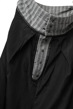 画像をギャラリービューアに読み込む, SOSNOVSKA exclusive CLOWN STYLE PANTS / HERRINGBONE WOOL STRETCH (GREY STRIPE)
