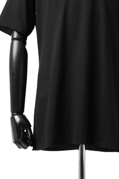 Load image into Gallery viewer, ierib exclusive raw edge Tee type-R  / light jersey (BLACK)