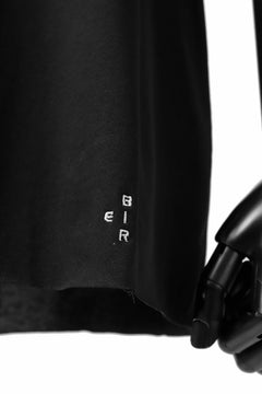 Load image into Gallery viewer, ierib raw edge Tee type-H  / light jersey (BLACK)