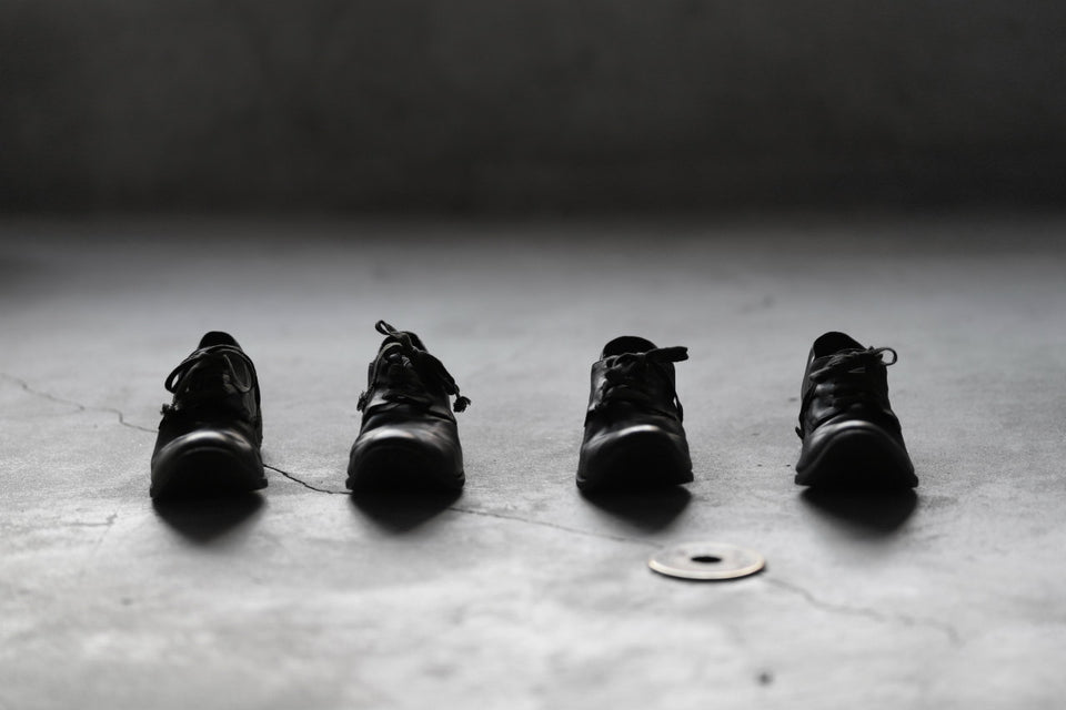 画像をギャラリービューアに読み込む, A DICIANNOVEVENTITRE A1923 DERBY SHOES 033N / HORSE FIORE OILED LEATHER (NERO)