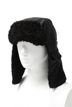 画像をギャラリービューアに読み込む, masnada REVERSIBLE TRAPPER HAT / REPURPOSED LINEN FUR AND RIPSTOP (BLACK)