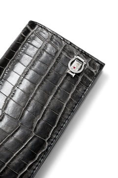 Load image into Gallery viewer, ISAMU KATAYAMA BACKLASH CROCODILE LONG WALLET / (SUMI DYED GREY)