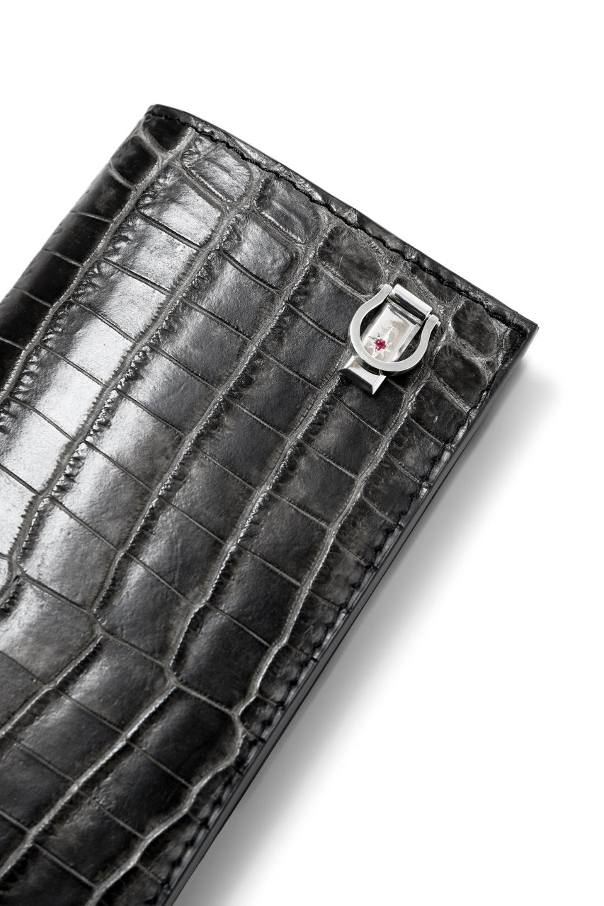 Load image into Gallery viewer, ISAMU KATAYAMA BACKLASH CROCODILE LONG WALLET / (SUMI DYED GREY)