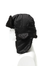 画像をギャラリービューアに読み込む, masnada REVERSIBLE TRAPPER HAT / REPURPOSED LINEN FUR AND RIPSTOP (BLACK)