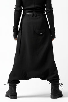 画像をギャラリービューアに読み込む, SOSNOVSKA exclusive KNEE ELLIPSED PANTS (BLACK)