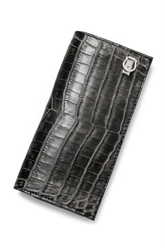 Load image into Gallery viewer, ISAMU KATAYAMA BACKLASH CROCODILE LONG WALLET / (SUMI DYED GREY)