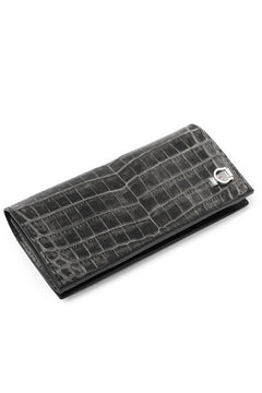 Load image into Gallery viewer, ISAMU KATAYAMA BACKLASH CROCODILE LONG WALLET / (SUMI DYED GREY)