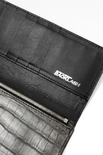 Load image into Gallery viewer, ISAMU KATAYAMA BACKLASH CROCODILE LONG WALLET / (SUMI DYED GREY)