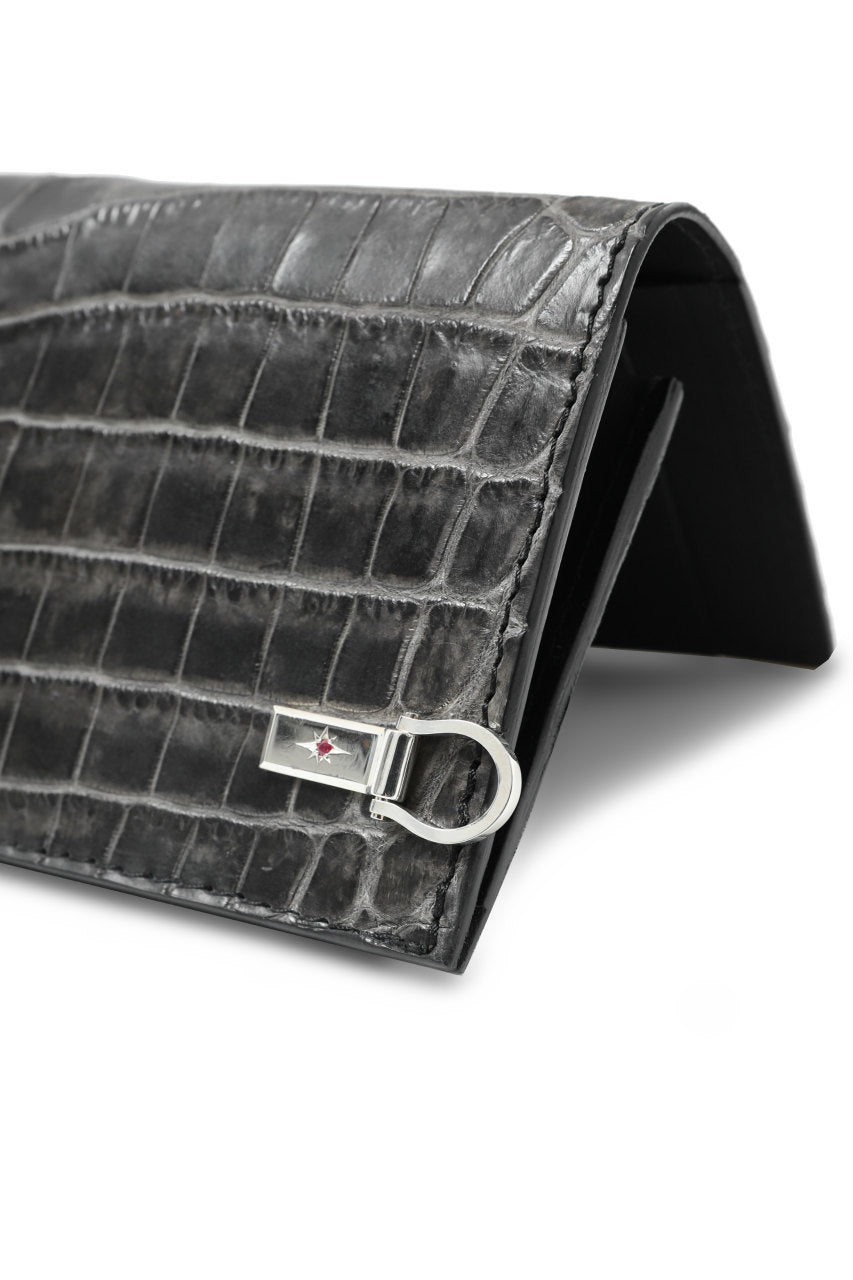 Load image into Gallery viewer, ISAMU KATAYAMA BACKLASH CROCODILE LONG WALLET / (SUMI DYED GREY)