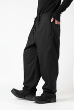 Load image into Gallery viewer, Y's BANG ON! No.7 WAIST STRING WOOL TROPICAL PANTS (BLACK) ※