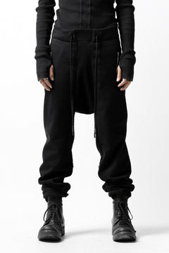 画像をギャラリービューアに読み込む, 11 BY BORIS BIDJAN SABERI JOGGER PANT "P13-F-1235" (HEAVY SWEAT / BLACK DYE)