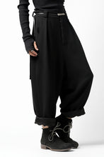 画像をギャラリービューアに読み込む, SOSNOVSKA WEIGHTY COVER PANTS (BLACK)
