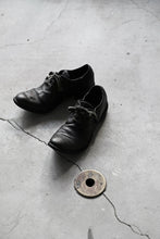 画像をギャラリービューアに読み込む, A DICIANNOVEVENTITRE A1923 DERBY SHOES 033N / HORSE FIORE OILED LEATHER (NERO)
