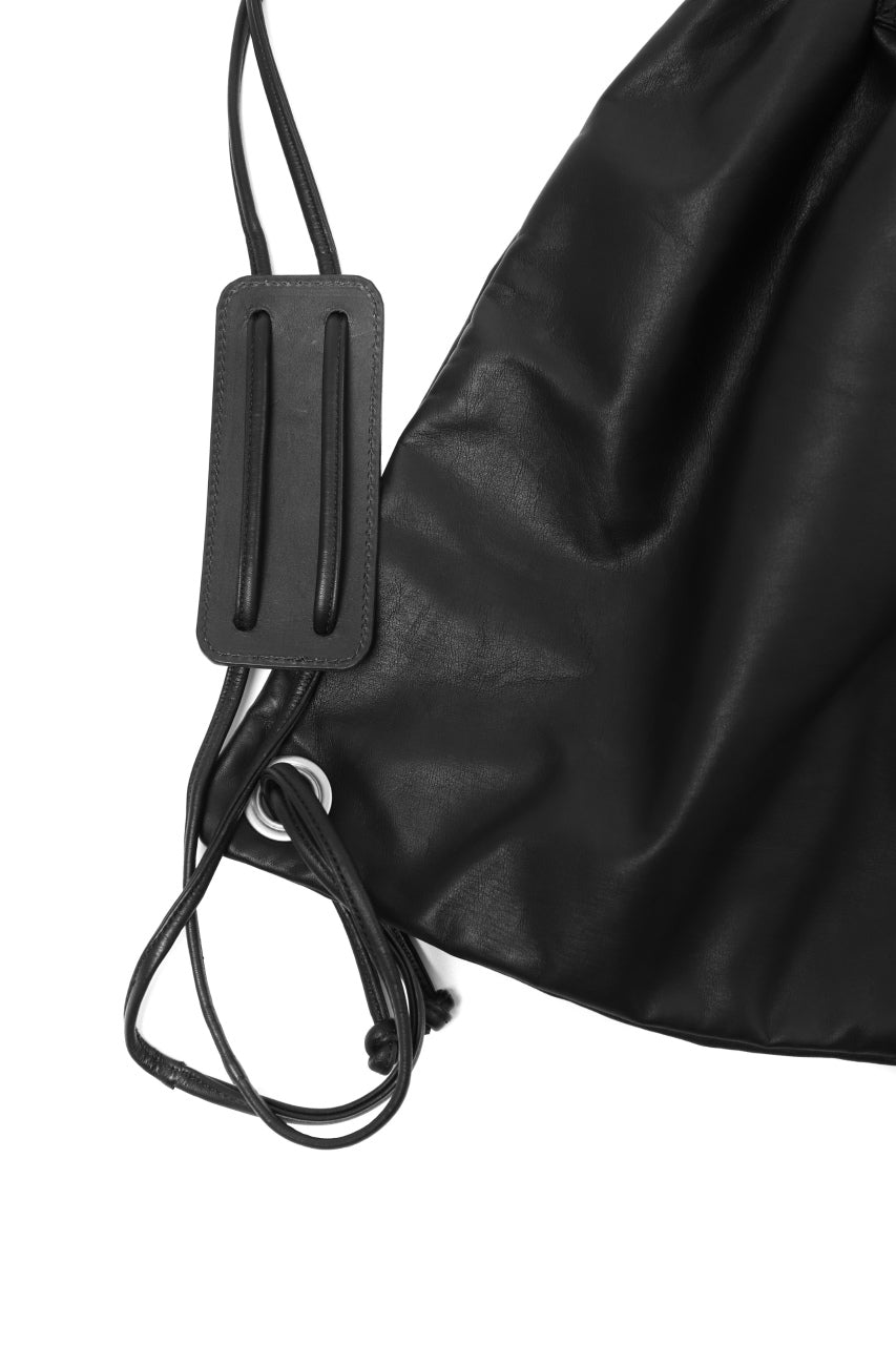 Load image into Gallery viewer, ISAMU KATAYAMA BACKLASH DRAWSTRING BACKPACK / MONOCHROME LUXURY STEER (BLACK)