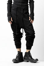 画像をギャラリービューアに読み込む, 11 BY BORIS BIDJAN SABERI JOGGER PANT "P13-F-1235" (HEAVY SWEAT / BLACK DYE)